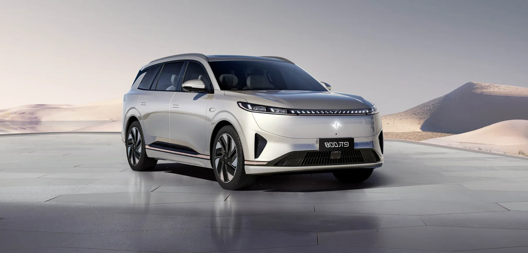 Dongfeng Eπ 008 PHEV vista frontal