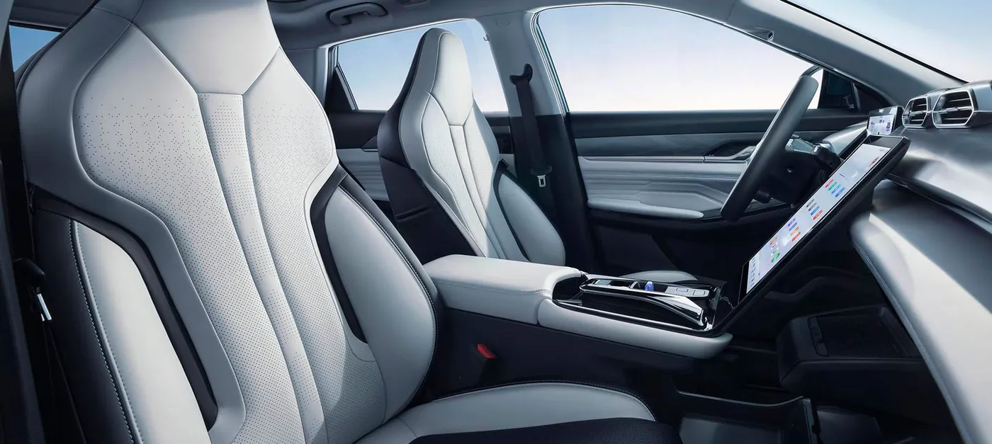 Dongfeng Mage PHEV vista lateral