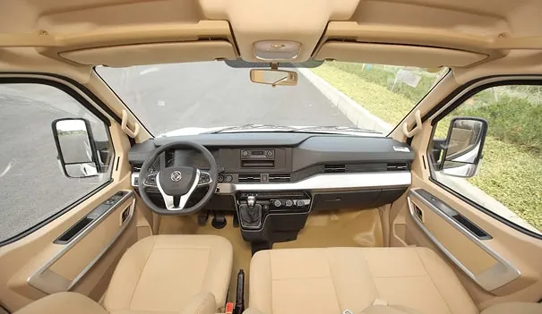 Detalle de carroceria del Dongfeng Microbus K33