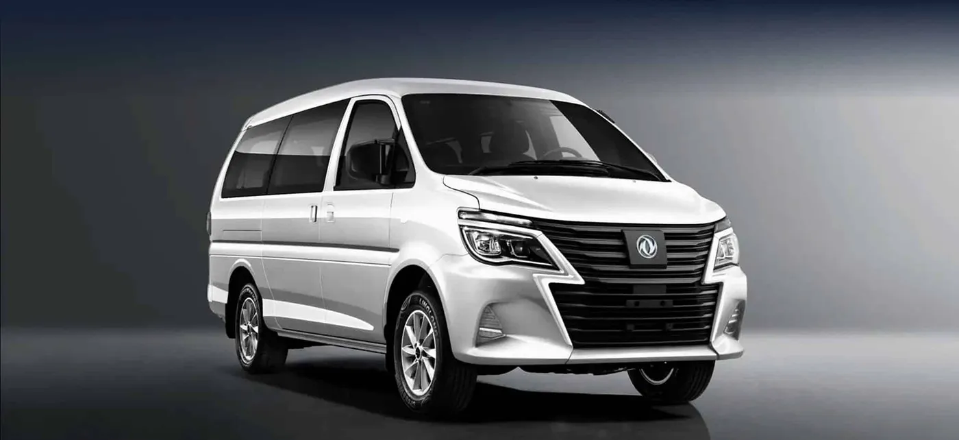 Dongfeng Microbus M5 vista lateral