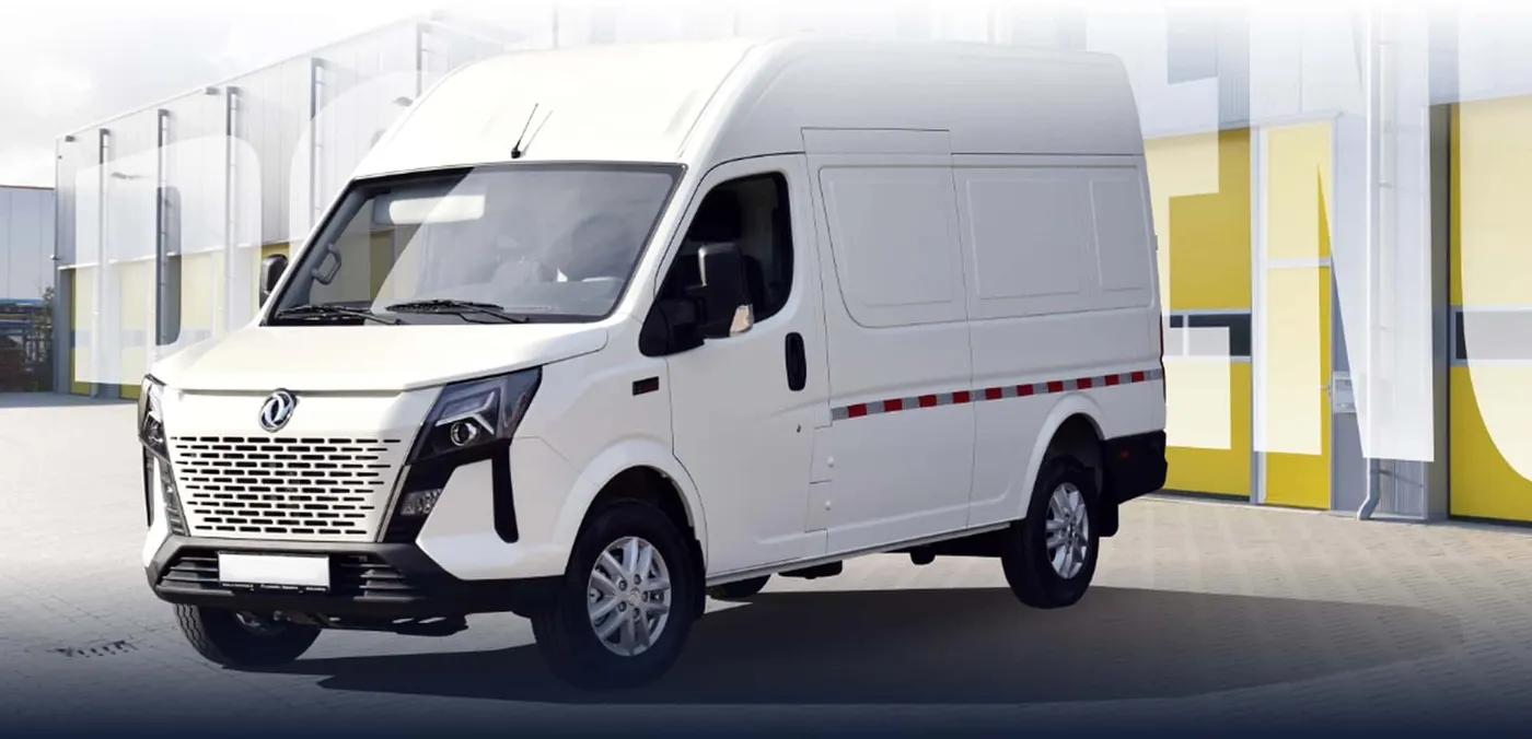 Dongfeng Van K33 Cargo en ruta