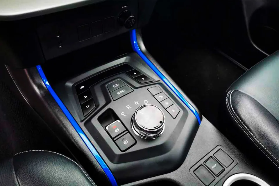 Asientos de la Rich 6 EV 450 km