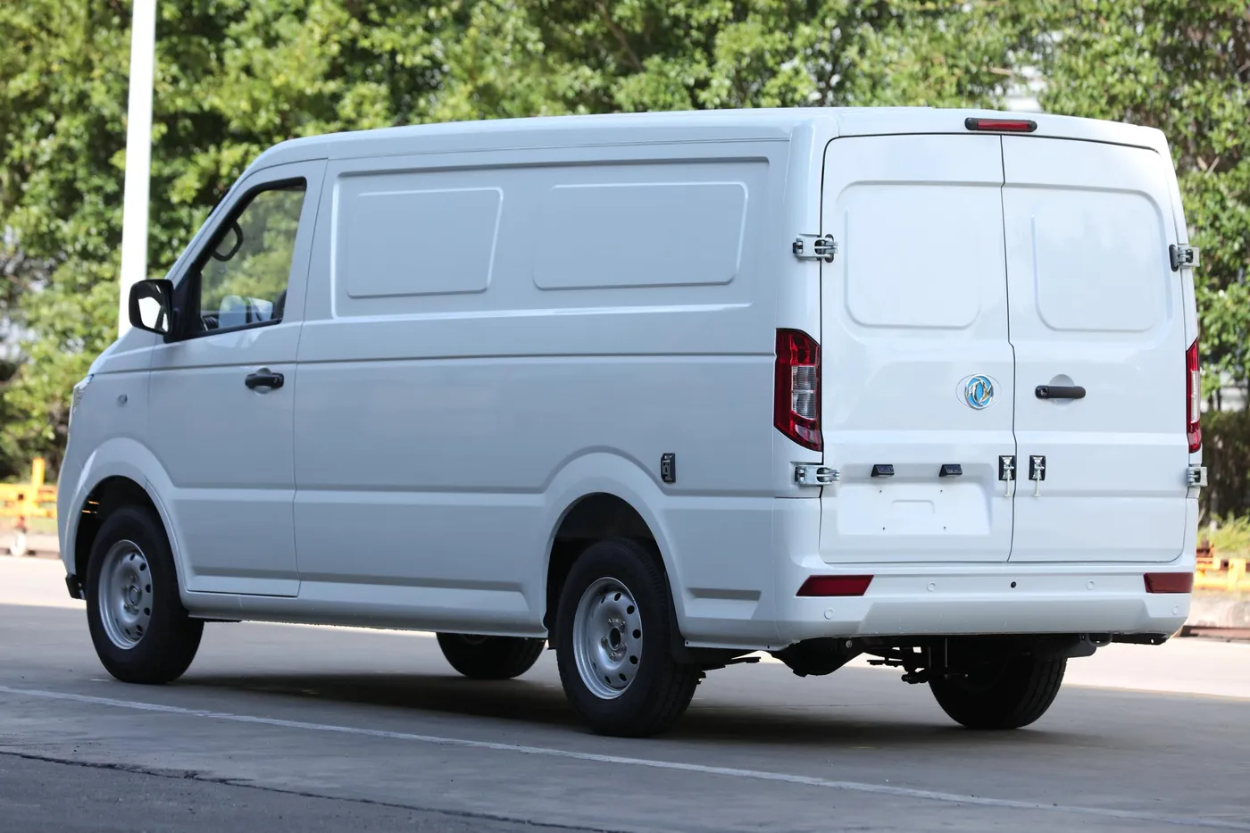 Dongfeng MINI VAN CARGO vista 3